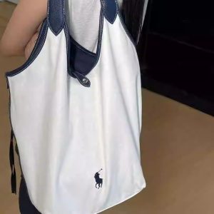 Large Capacity Bucket Bag - 2025 Niche Design Versatile Commuter Shoulder Tote for Women - Chic Fashion Handbag