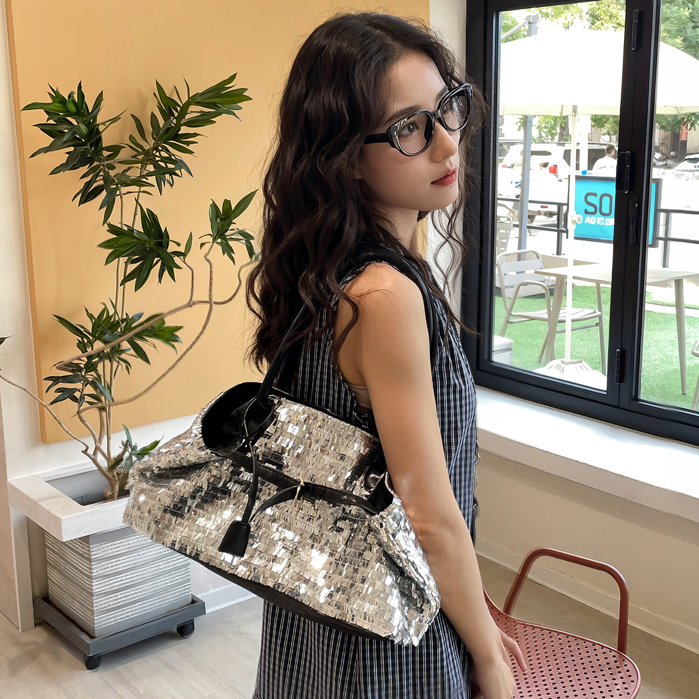Large Capacity Women's Sequined Shoulder Bag - Versatile Casual Tote for Work & Commuting - Summer 2025 Fashion