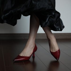 Light Retro Pointed Toe Shallow Mouth Heels for Women - Thin Mid Heels, Simple Hollow V Buckle, Work Shoes, Y2K Style
