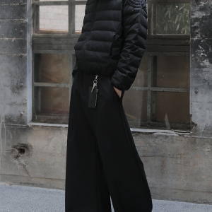 Lightweight Ribbed Down Jacket with Masked Hood - 90s Inspired White Duck Down Rock Snail Design