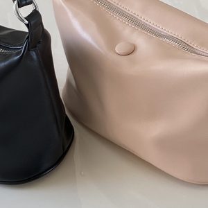 Lightweight Women's Dumpling Bag - Versatile Hand-Held & Underarm Shoulder Small Bag for Trendy 2025 Fashion