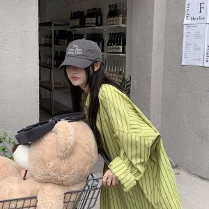 Loose Casual Striped Jazz Dance Shirt - Mid-Length Hong Kong Style Top for Girls - Autumn Streetwear Fashion