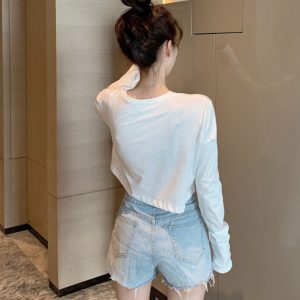 Loose-Fitting Black Long Sleeve T-Shirt for Jazz Dancing, Youthful Hip Hop Style, Versatile Casual Top