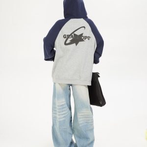 Loose Raglan Sleeve Sweatshirt for Women - Thin Hooded Top with Niche Design, Trendy American Style for Spring and Autumn 2025