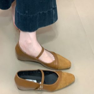 Mary Jane Shoes for Women, Shallow Mouth One-Strap Spliced Hidden Height Increase Flats, Versatile for Skirts, Chic Leather Design