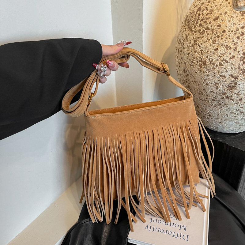 Matte Vintage Tassel Bag for Women - 2025 Korean Style Crossbody Bucket Bag, High-End Minimalist Shoulder Bag