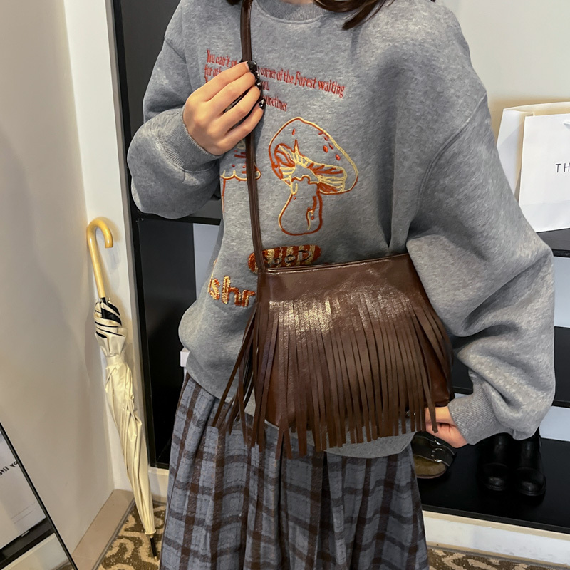 Matte Vintage Tassel Bag for Women - 2025 Korean Style Crossbody Bucket Bag, High-End Minimalist Shoulder Bag