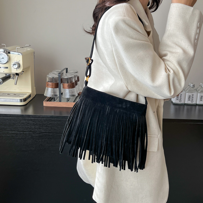 Matte Vintage Tassel Bag for Women - 2025 Korean Style Crossbody Bucket Bag, High-End Minimalist Shoulder Bag
