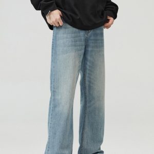 Men's High Street Clean Fit Washed Light Blue Micro-Flare Jeans - Slim Fit, Flattering Design for a Stylish 90s Look