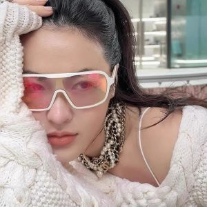 Men's Oversized Cool Sunglasses for Big Faces - Slimming Cycling Windproof Goggles - Trendy 90s Y2K Style Eyewear
