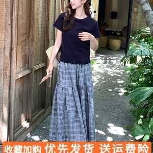 Navy Blue T-Shirt and Checkered Long Skirt Two-Piece Set for Women - Trendy Relaxed Summer OOTD Outfit 2025
