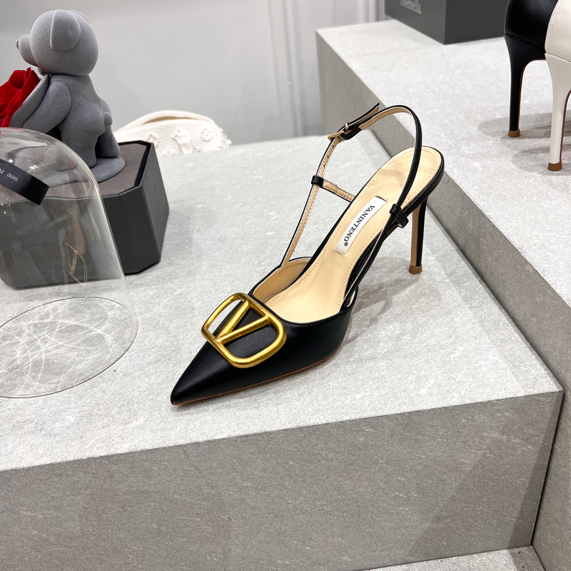 Nude Patent Leather Stiletto High Heels with Single Strap - Elegant Fashion Shoes for Chic Style and Night Out