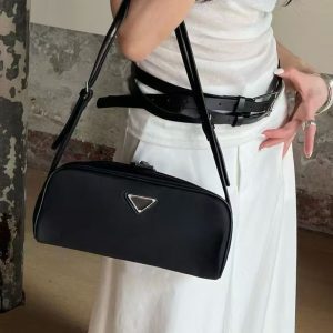 Nylon Fabric Minimalist Baguette Bag - Versatile Commuter Shoulder Bag for Women, Influencer Style, 2025 Fashion Trend