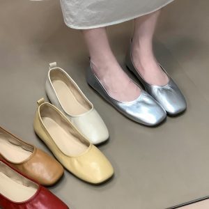 Ocean-Inspired Slip-On Flat Shoes for Women - Versatile Evening Doudou Style, Shallow Mouth Design, Perfect for Grandma and Casual Wear
