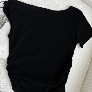 Off-Shoulder Short Sleeve T-Shirt for Women, Slim Fit Sexy Versatile Summer Top, Dragon Print, Y2K Style