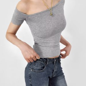 Off-Shoulder Short Sleeve T-Shirt for Women with Jazz Street Dance Design, Slim Fit Flattering Top, Summer 2025 Fashion