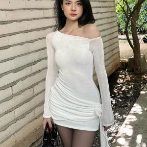 Off-the-Shoulder Long Sleeve Floral Dress for Women, High-Waisted Pleated Stretchy Fitted Mini Skirt, European American Style