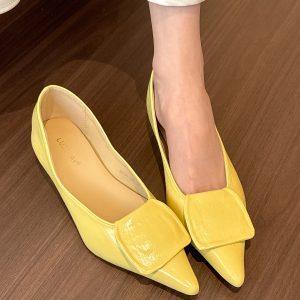 Off-White Pointed Toe Square Buckle Low-Heeled Single Shoes for Women - Stylish Deconstructed Design, Summer 2025 Chunky Heel Footwear
