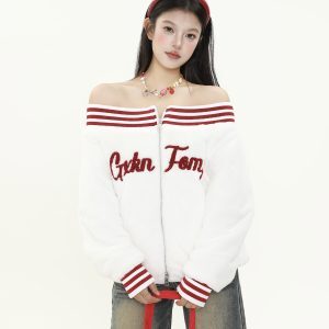 One-Shoulder Plush Jacket with Embroidered Letter Design - American-Style Spicy Girl Sweatshirt for Women's Autumn and Winter Fashion