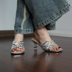 Open-Toe Slip-On Sandals for Women with Thin Mid Heels and Bow - Stylish Golden Vacation Half-Slippers