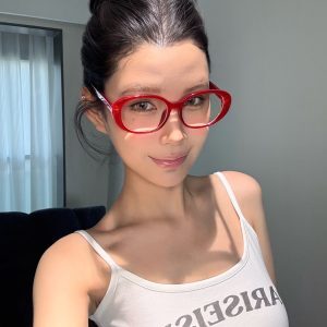 Oversized Retro Red Oval Glasses for Round Faces - Stylish Anti-Blue Light Prescription Glasses for Myopia