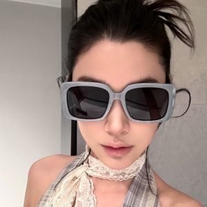 Oversized Square Gray Polarized Sunglasses for Women - UV Protection, Stylish Street Style, Flattering for Round Faces