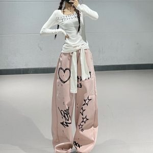 Pink Graffiti Print Jazz Dance Sweatpants for Women - Casual Straight-Leg Pants with Trendy Group Ins Design