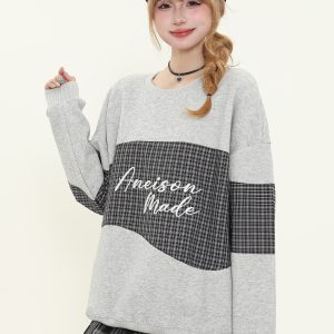 Plaid Spliced Round Neck Sweatshirt for Women - Casual Spring High-Design Top in Lazy Style, Trendy 90s Inspired Fashion