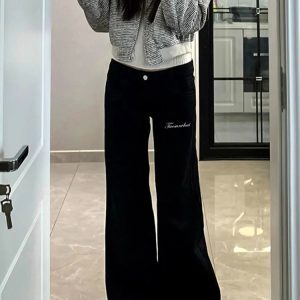 Plus Size Black Flared Jeans for Women - Loose Stretchy Bell-Bottom Pants for Pear-Shaped Figures, Slimming Wide-Leg Design