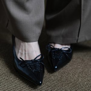 Pointed Toe Bow Flat Shoes for Women - Elegant Thin Heel Mid-Heels, Ultra-Soft Design, Perfect for All Seasons