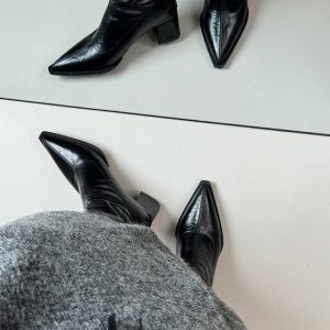 Pointed Toe Short Boots for Women, Chunky High Heels, Fleece-Lined, Versatile Autumn/Winter 2024 European French Style