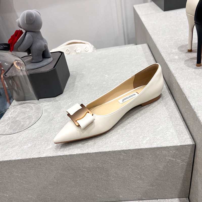 Pointed Toe White Flat Shoes for Women - Metal Buckle Design, Celebrity Style, Spring & Autumn Fashion