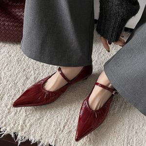 Pointed Toe Wrinkled Strap Mary Jane Shoes for Women - Genuine Leather Low Heel - Retro European American Style Spring Footwear