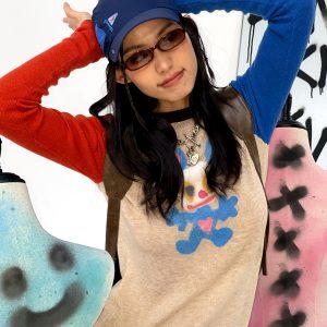 Red and Blue Raglan Sleeve Printed Knit Pullover Long Sleeve T-Shirt - Trendy Casual Style