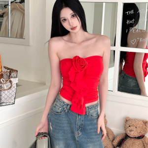Red Spicy Girl Off-Shoulder Strapless Tank Top with 3D Floral Pleats - Summer Sexy Style for Women, Perfect for 90s and Y2K Fashion.