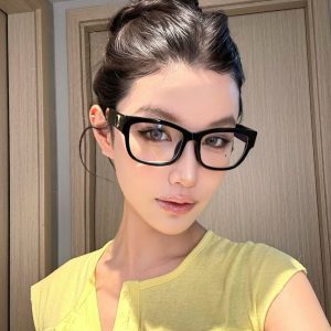 Retro Black Square Women's Glasses for Myopia - High Prescription, Korean Style, Anti-Blue Light, Flattering for Round Faces