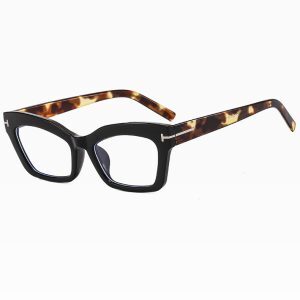 Retro Cat-Eye Square Black Glasses for Women - High-End Fashion Accessory for Round and Square Faces