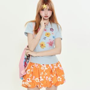 Retro Floral Print Short-Sleeve T-Shirt for Women - Summer Slim-Fit Cropped Top in American Style, Sweet and Spicy Vibes