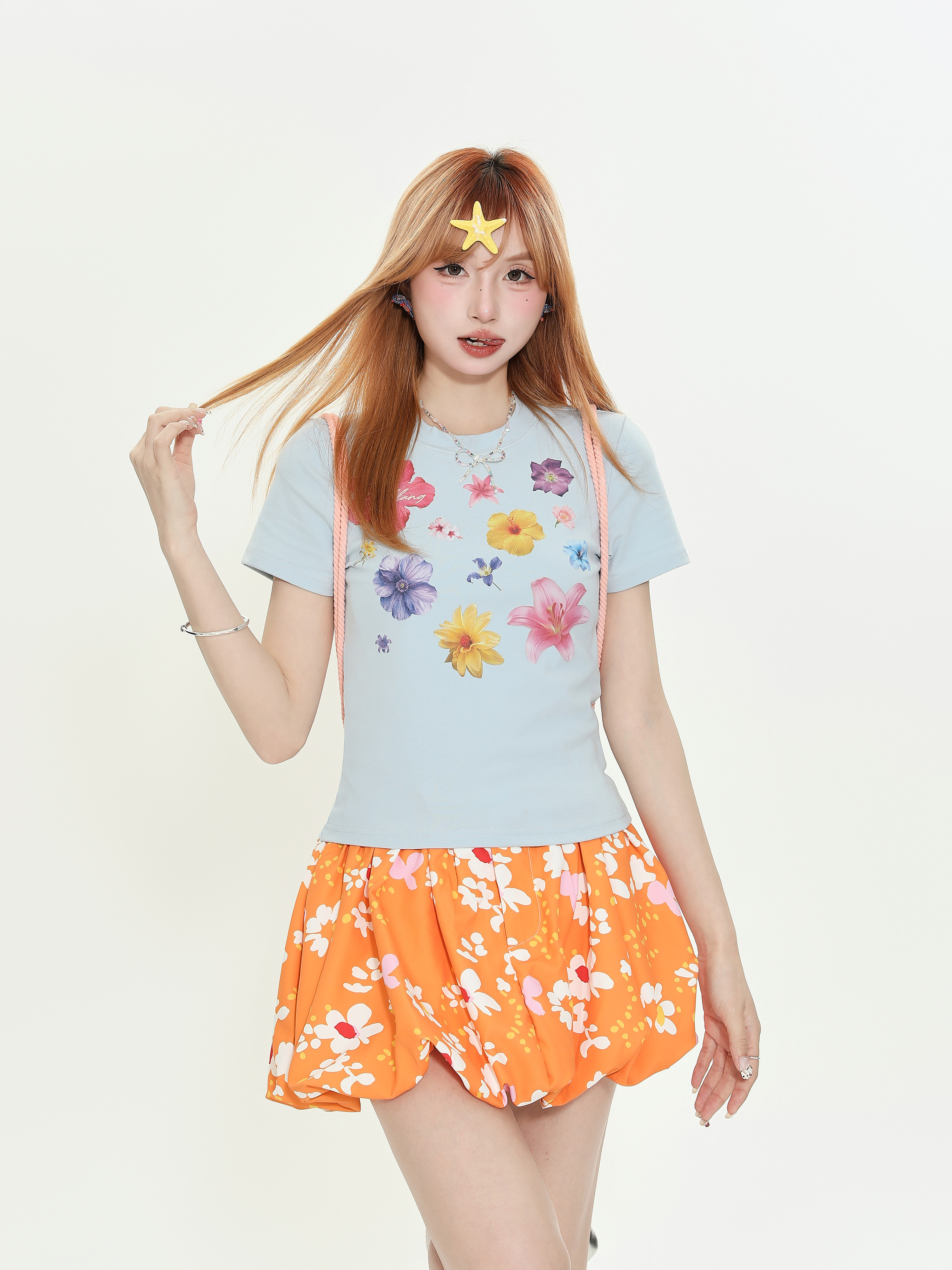 Retro Floral Print Short-Sleeve T-Shirt for Women - Summer Slim-Fit Cropped Top in American Style, Sweet and Spicy Vibes