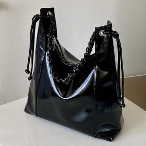 Retro High-End Women's Shoulder Tote Bag - Soft Leather, Large Capacity, Ideal for Commuting, 2025 Niche Design