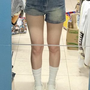 Retro High-Waisted Denim Shorts for Women - Summer Style, Stretchy Slim Fit, Petite A-Line Wide-Leg Hot Pants