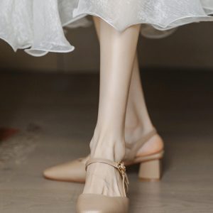 Retro Mary Jane Backless Chunky Heel Square Toe Sandals - Women's Mid-Heel Closed-Toe Summer Shoes in Nude