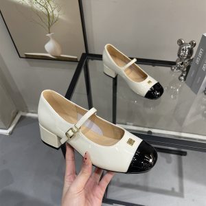 Retro Mary Jane Shoes for Women - Chunky Heel, One Strap, French Style, 2025 Spring Model, Ideal for Skirts and Casual Outfits