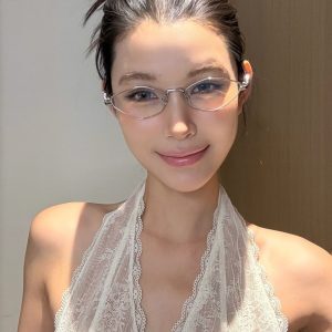 Retro Metallic Silver Cat-Eye Glasses with Blue Light Blocking Lenses - Old Money Style, Polygonal Design for 90s Aesthetic