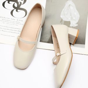 Retro One-Word Buckle Mary Jane Shoes for Women - Genuine Leather Flat Shoes with Square Toe and Shallow Mouth Design