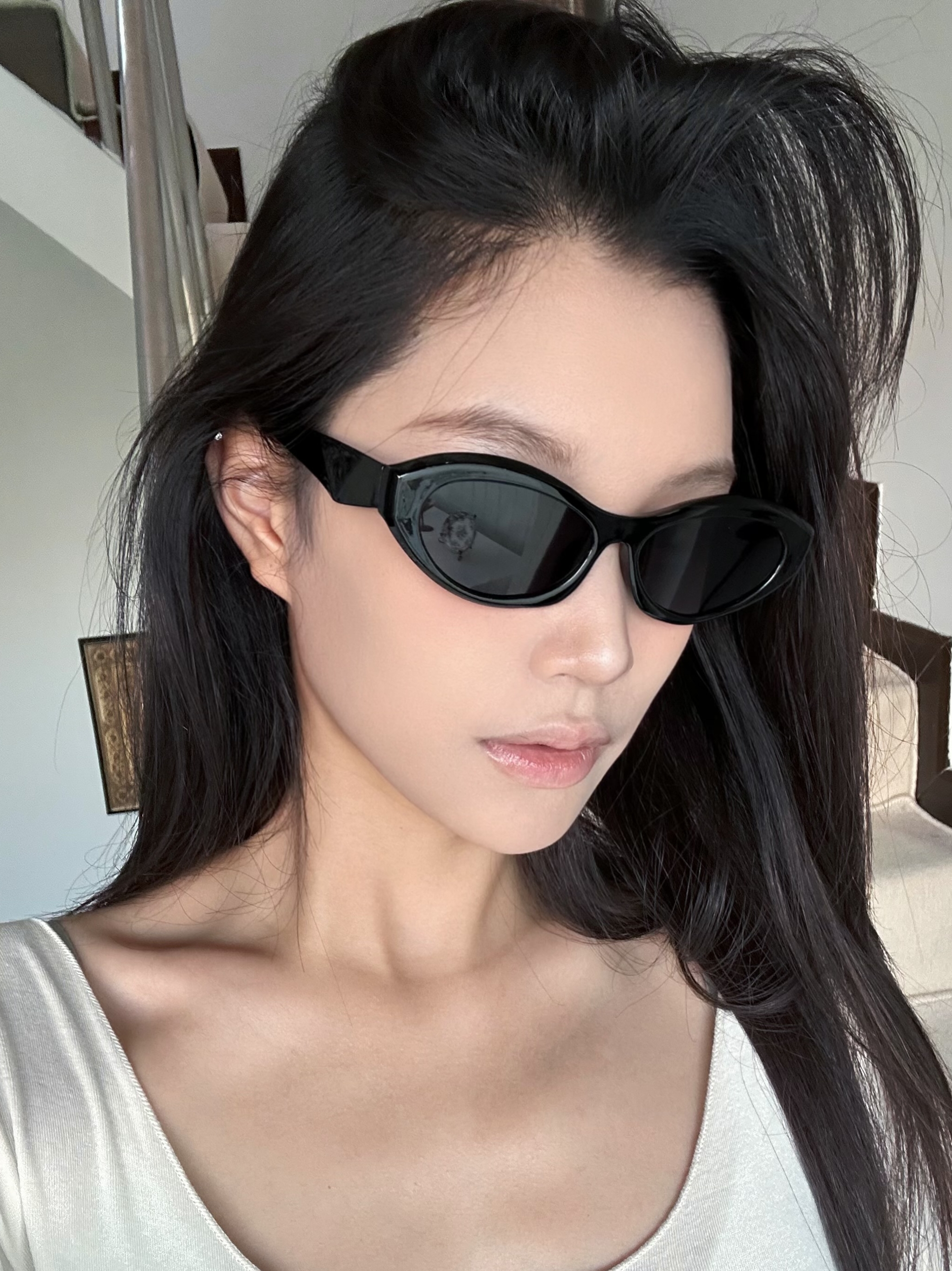 Retro Oval Cat-Eye Sunglasses for Round Faces - Small Frame UV Protection Fashion Accessories