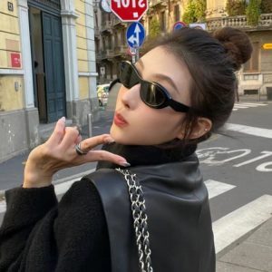 Retro Oval Cat-Eye Sunglasses for Women, Trendy High-End Style, Perfect for Small Faces, Inspired by European and American Fashion