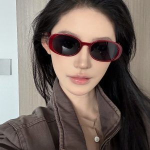 Retro Oval Red Sunglasses for Women - Stylish UV Protection, Trendy Street Style, Flattering for Round Faces