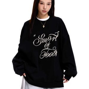 Retro Oversized Pearl Inlaid Round Neck Sweatshirt for Men and Women - American Style Long Sleeve Couple Top Trend