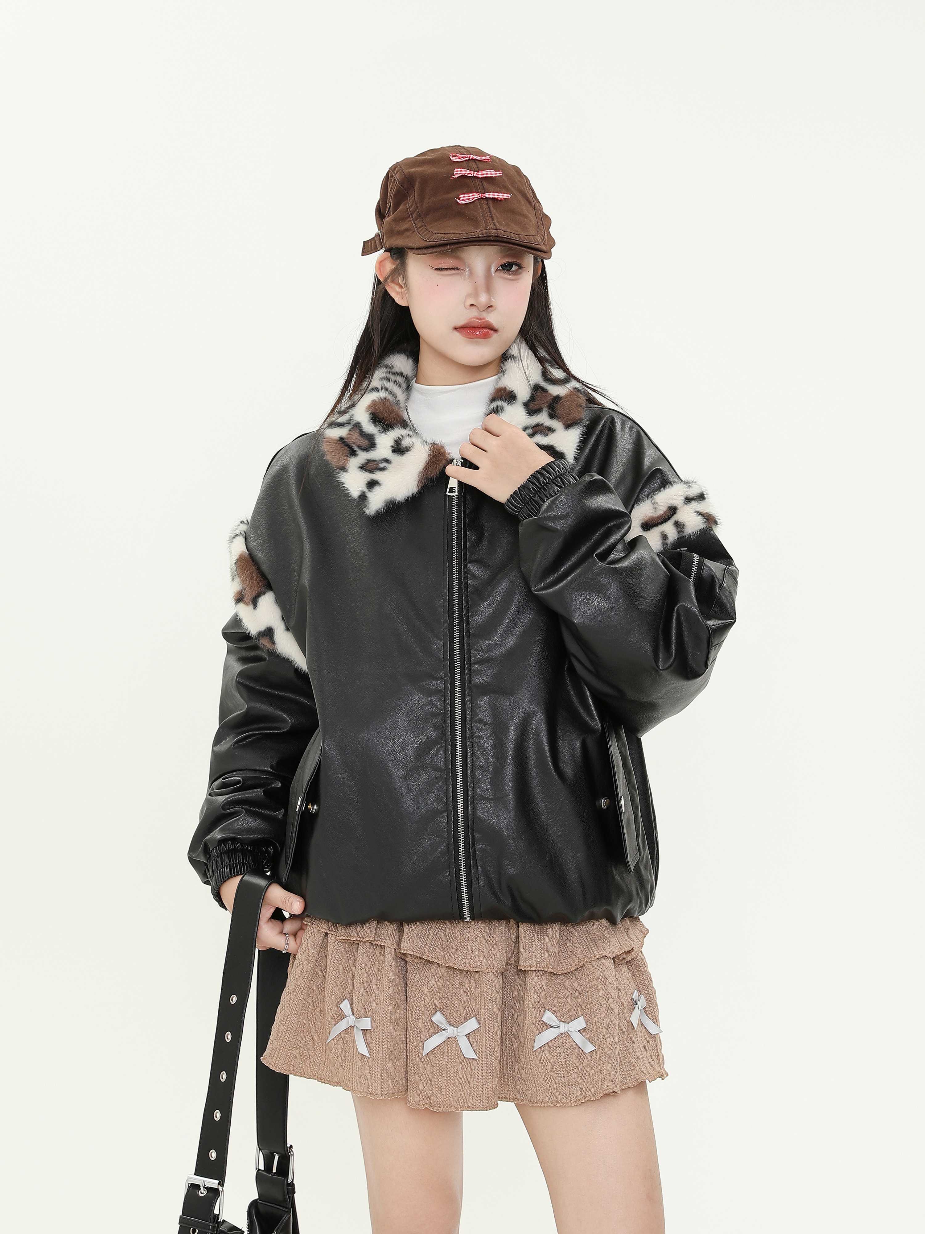 Retro Plush Leopard Print Collar Color-Blocked PU Leather Cotton Coat for Women – Thickened Warm Winter Jacket